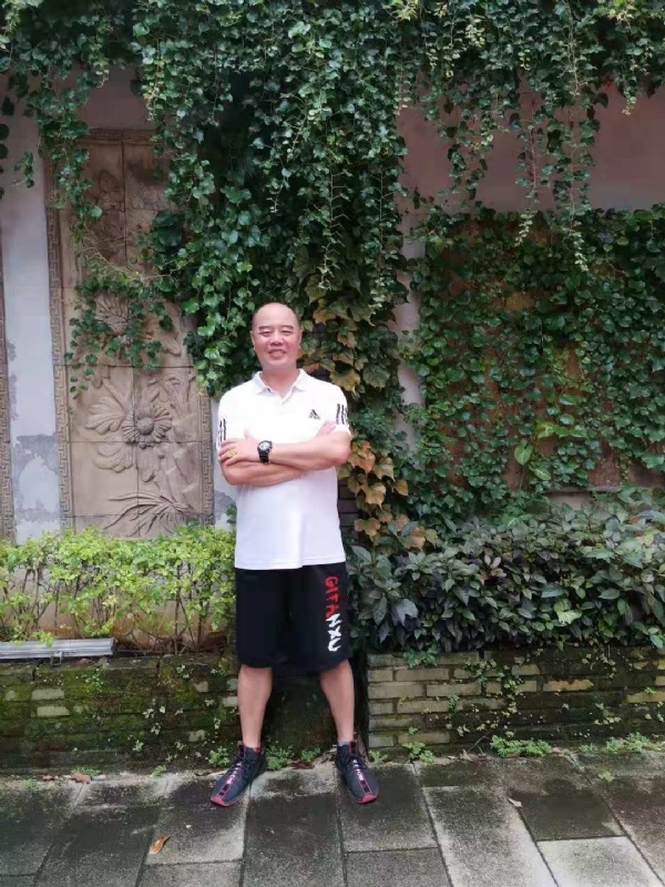 李国伟的第五张照片--石狮蓝颜知己交友网